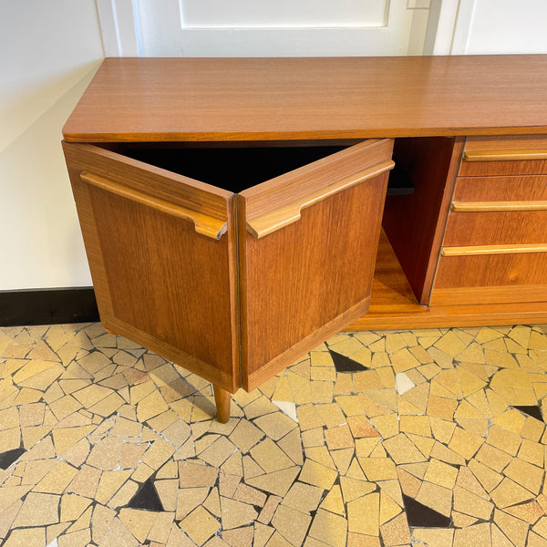 Enfilade Stonehill à portes papillon 198cm