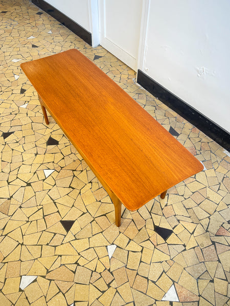 Table basse scandinave 117cm