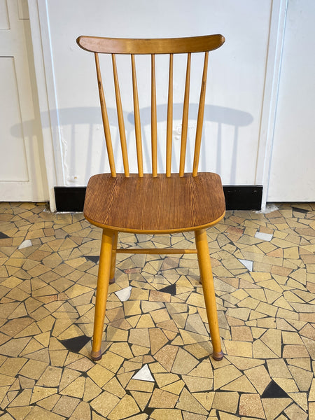 Chaise vintage scandinave en bois clair