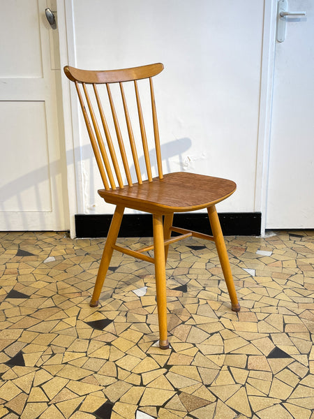 Chaise vintage scandinave en bois clair