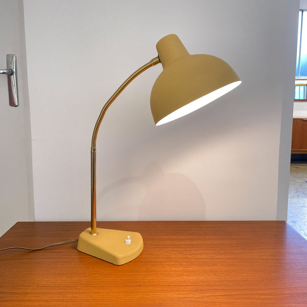 Lampe de chevet jaune moutarde