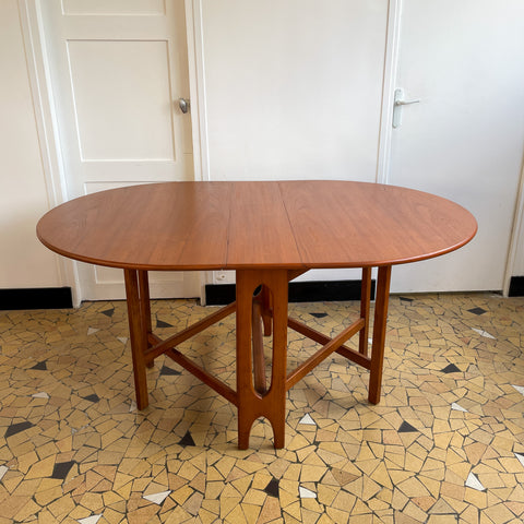 Table scandinave ronde à rabats