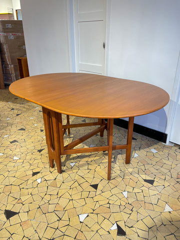 Table scandinave ronde à rabats